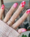 Pink Checker Party | Short | Round - Tab Press-On
